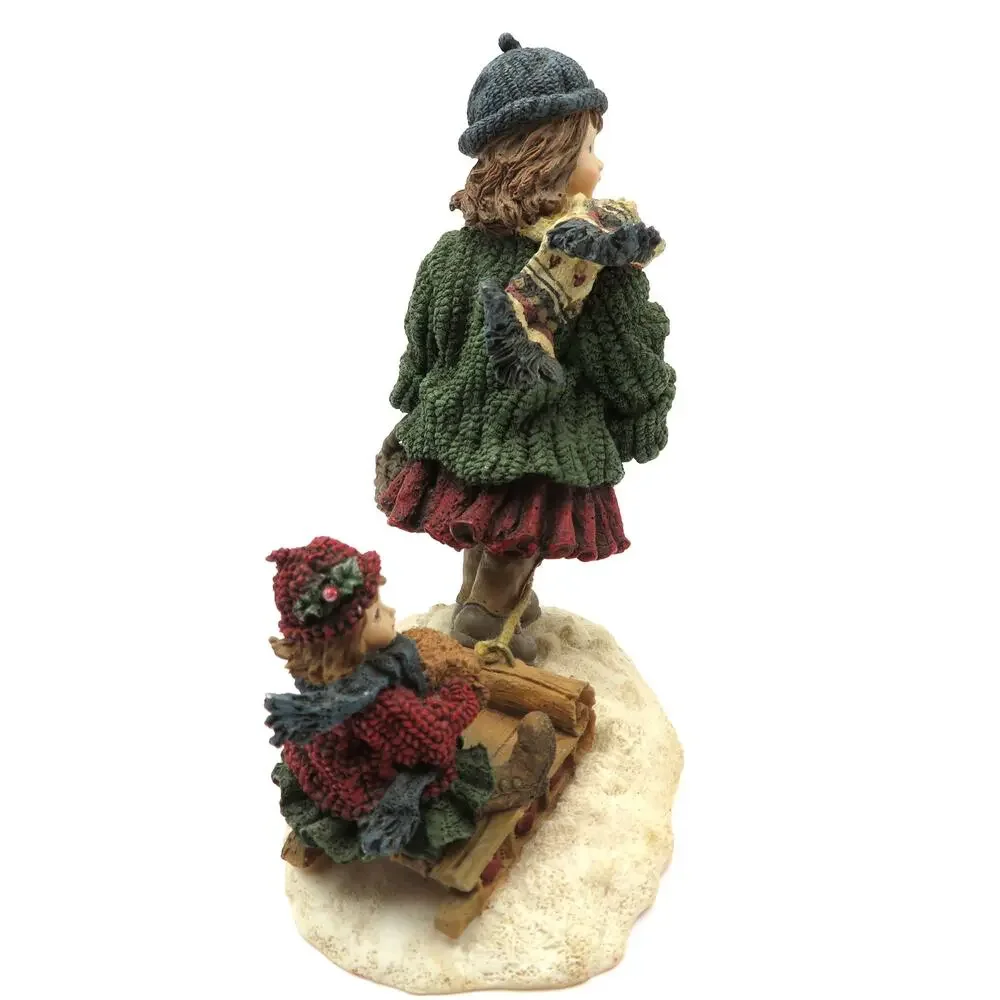 Yesterday's Child Courtney w/ Phoebe Over the River Dollstone Collection Figure
